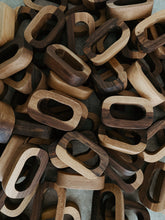 Cargar imagen en el visor de la galería, Set de Servilleteros Cordia 12 piezas