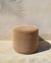 Cargar imagen en el visor de la galería, Puff Tejido